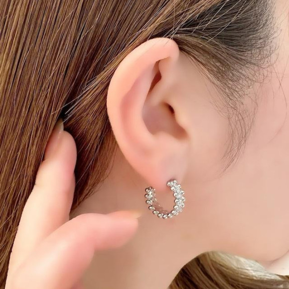 【金属アレルギー対応】ビジューライン フープ ピアス/silverポスト
