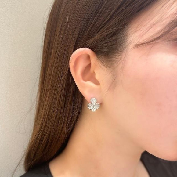 ビジュー クローバー パール ピアス/silverポスト