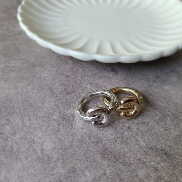 ニュアンスメタル サークル モチーフ リング