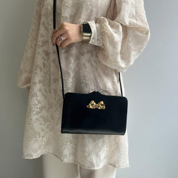 vintage YVES SAINT LAURENT(イヴ・サンローラン）ショルダーバッグ