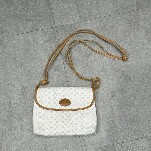 vintage GUCCI plus〈ヴィンテージグッチプラス〉ショルダーバッグ