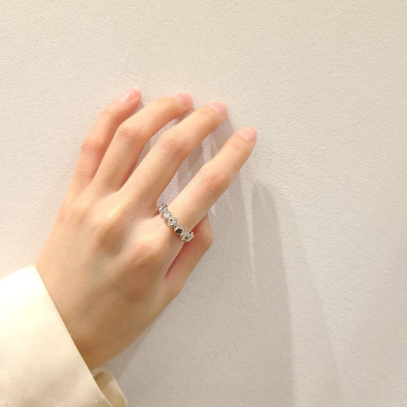 シルバー　ボール　メタル　リング