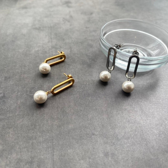 【金属アレルギー対応】フレーム パール ピアス/サージカルステンレス