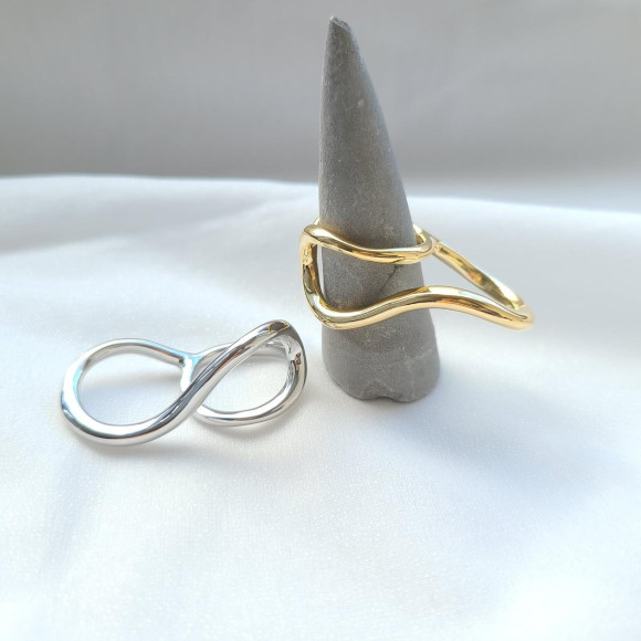 ダブルフィンガ― ニュアンス ライン リング