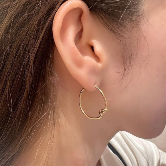 【金属アレルギー対応 】 メタル ノット フープ ピアス/樹脂