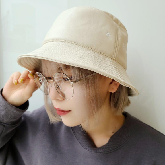 OVAL-type simple fashion glass 