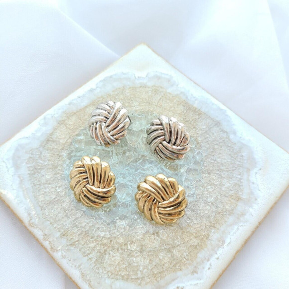 ヴィンテージ風 ボリューム ピアス