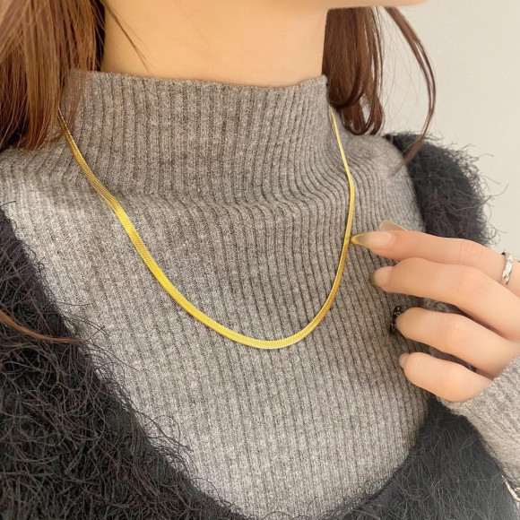 スネークチェーン ネックレス/サージカルステンレス