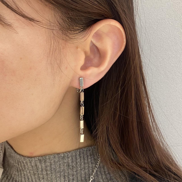 メタル バー ロング イヤリング/サージカルステンレス