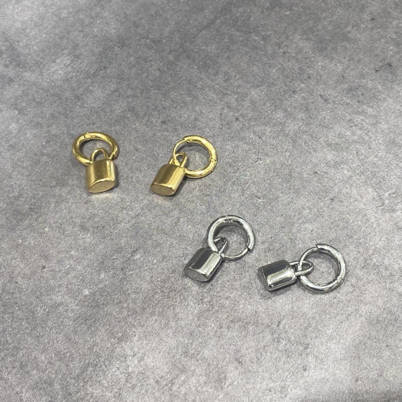 【金属アレルギー対応】南京錠付きピアス/サージカルステンレス