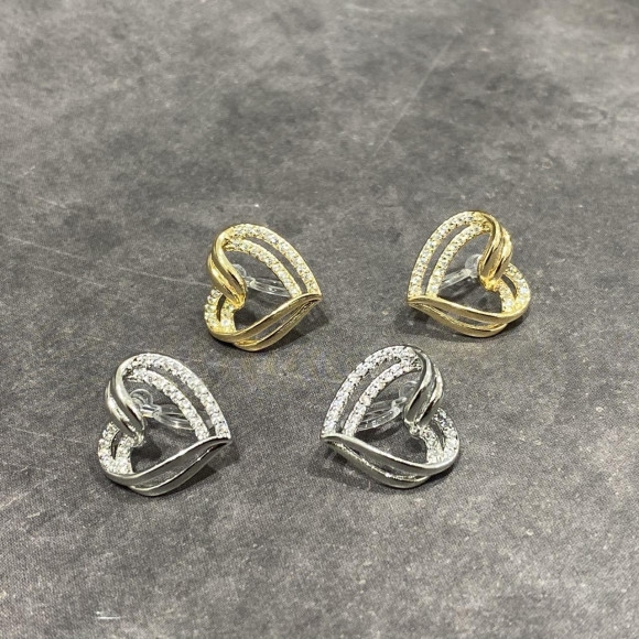 【金属アレルギー対応】ビジュー ハート ノンホールイヤリング / 樹脂