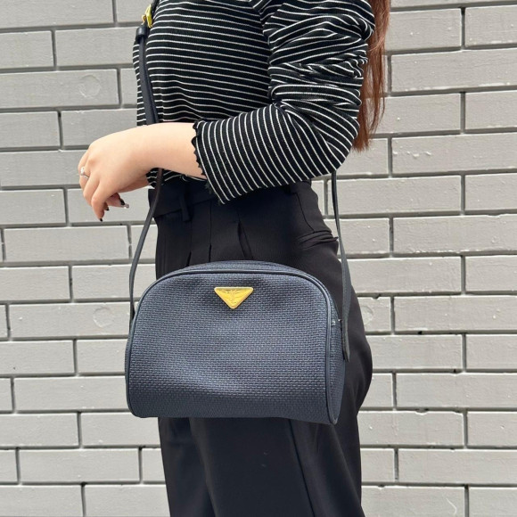 vintage YVES SAINT LAURENT(イヴ・サンローラン）ショルダーバッグ