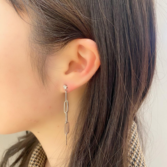 [Metal Allergy] Long chain pierced earrings/surge Carsten Less