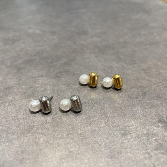 【金属アレルギー対応】ミニ メタル パール ピアス/サージカルステンレス