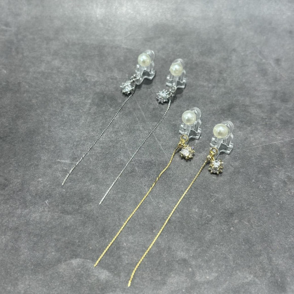 [การรองรับโรคภูมิแพ้โลหะ] ยางเรซินต่างหู / ที่เพชรไข่มุกการออกแบบยาว