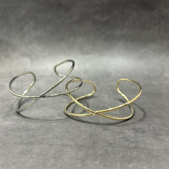 <Bangle> Cross Metal Bangle