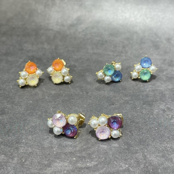 【Metal allergies】 Per Ruka Raflu Stone Motif Earrings / Silver Post