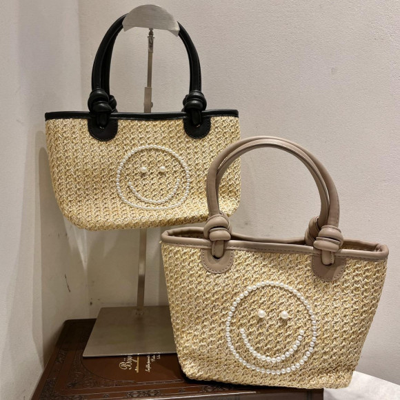 กระเป๋าทอทแบ็กฟางการถักไหมพรมการยิ้ม