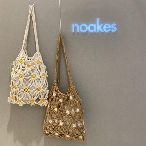 กระเป๋าทอทแบ็กดอกไม้กุญแจการถักไหมพรม