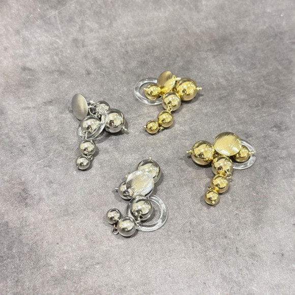 金属球耳环