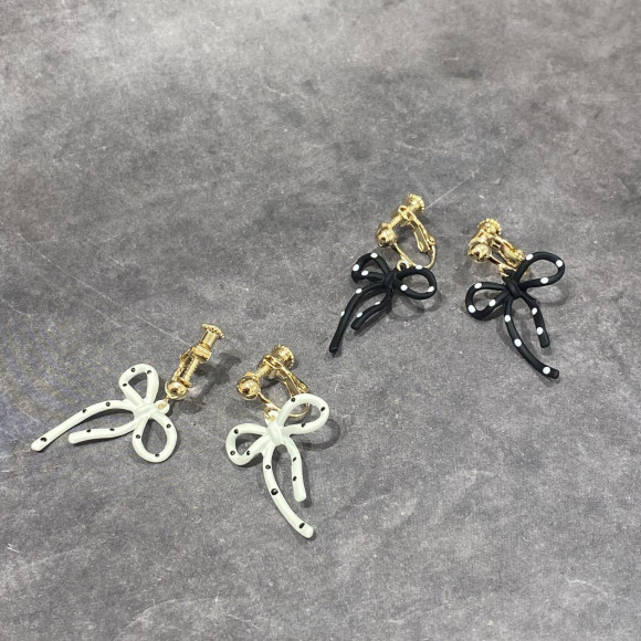 点状耳环