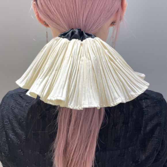 プリーツシュシュ