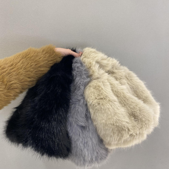 フェイクファートートバック