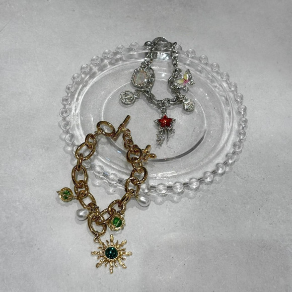 ハンドメイドブレスレット