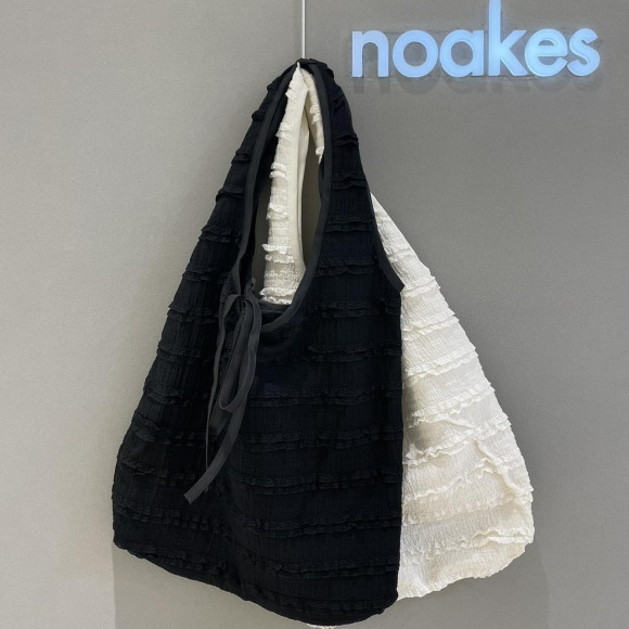 レーストートバッグ