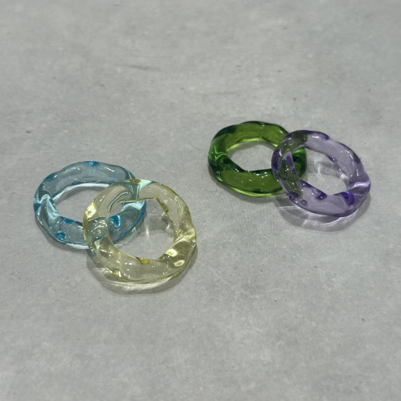 ニュアンスアクリルリング