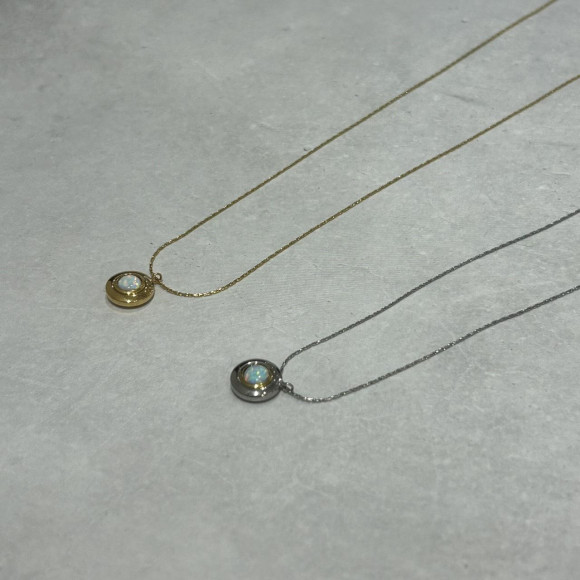 オーロラメタルネックレス