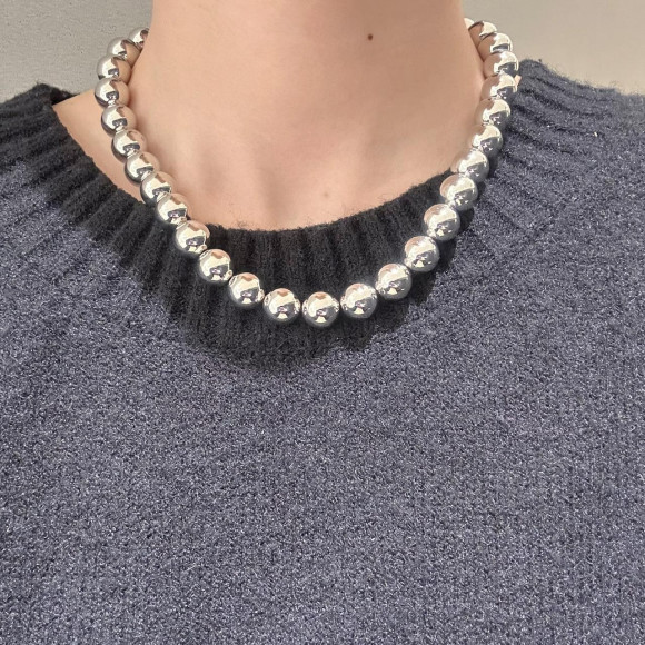 ボリュームメタル・パールネックレス