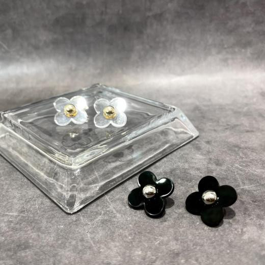 アクリルフラワーピアス