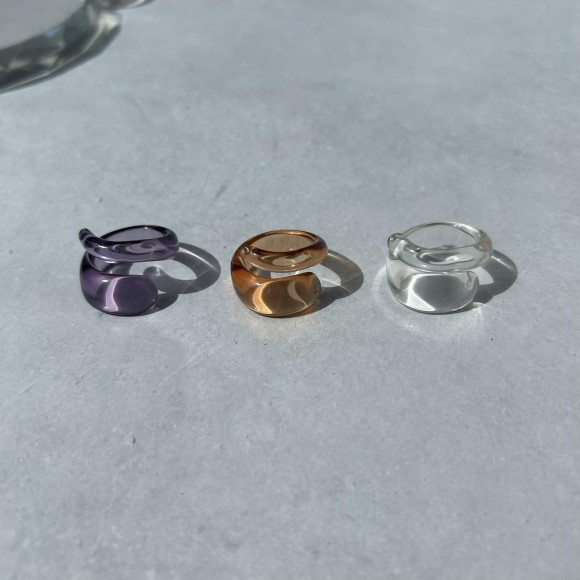 コイルライクアクリルリング