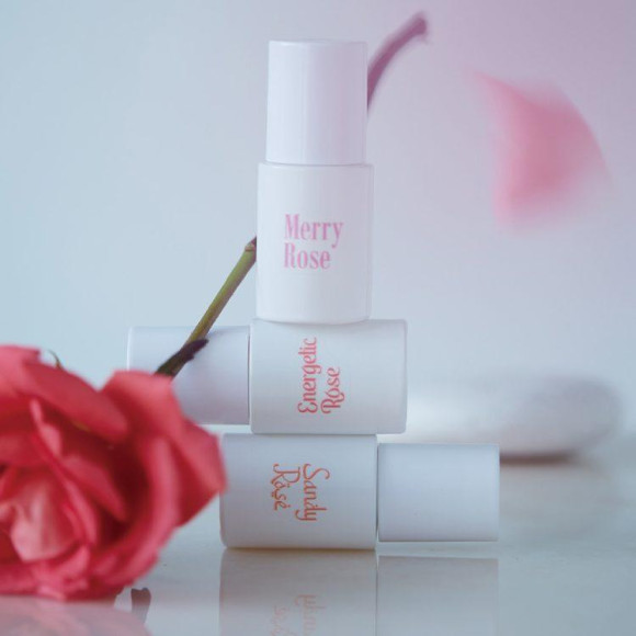 น้ำหอมที่พุชิวมุ การเกิดน้ำหอมที่เดะเล็กจิ๋วเป็นมิตร uka Rose Study Petiume เริ่มจำหน่ายวันจันทร์ที่ 16 เดือนธันวาคม