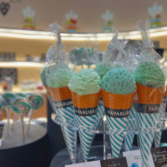 まるで本物？！溶けないアイス