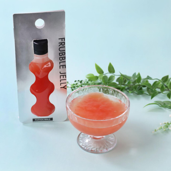 果汁を贅沢に使用した夏ゼリー