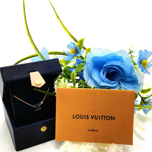 プレゼントとしても大変喜ばれる憧れのブランド「Louis Vuitton」