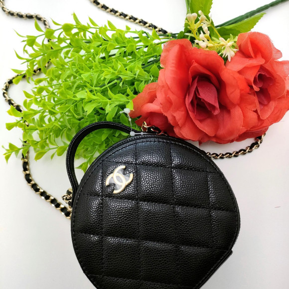 上品かつエレガントでありながら、実用性も高いCHANELのマトラッセ