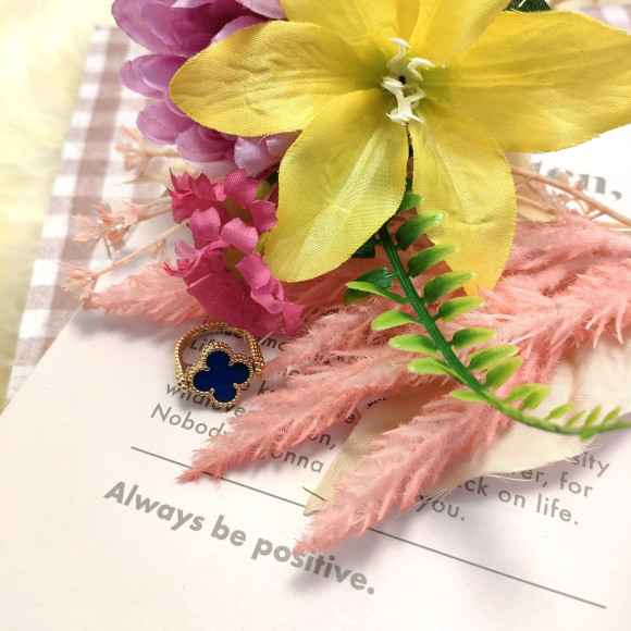 밴쿠리프 & 아펠 태생 바뀌는 행운의 상징!