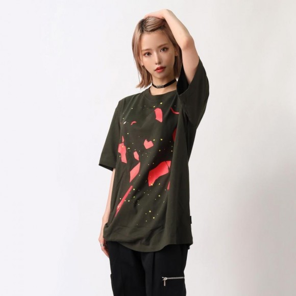 闇夜 T-Shirt β (OLIVE(初号機覚醒))（RADIO EVA STORE） | 渋谷PARCO