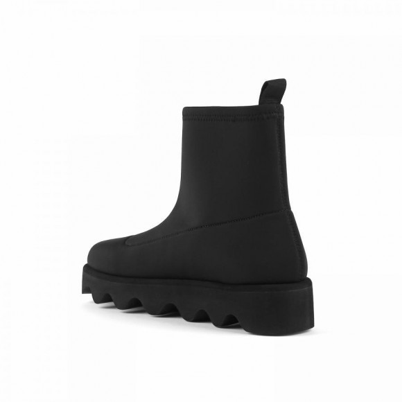 ISSEY MIYAKE × UN Bounce Short Boot / Black（UNITED NUDE 