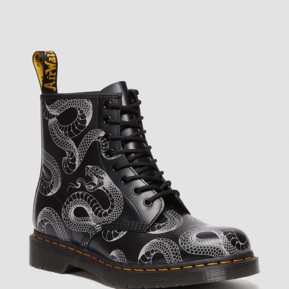 【Dr.Martens】 1460 8-hole boots