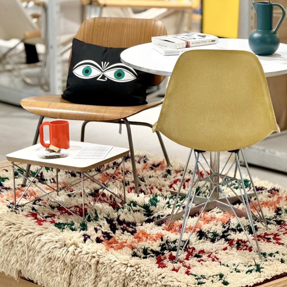 【MidｰCentury MODERN】Vintage Furniture with Moroccan Rug