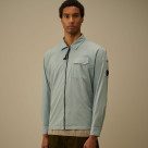 【C.P.COMPANY】SS026 COLLECTION＿Organic Gabardine Zipped Lens Overshirt