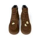 【CAMPER】冬のクラシックなスタイルからインスピレーションを得た「ALARO（アラロ）」