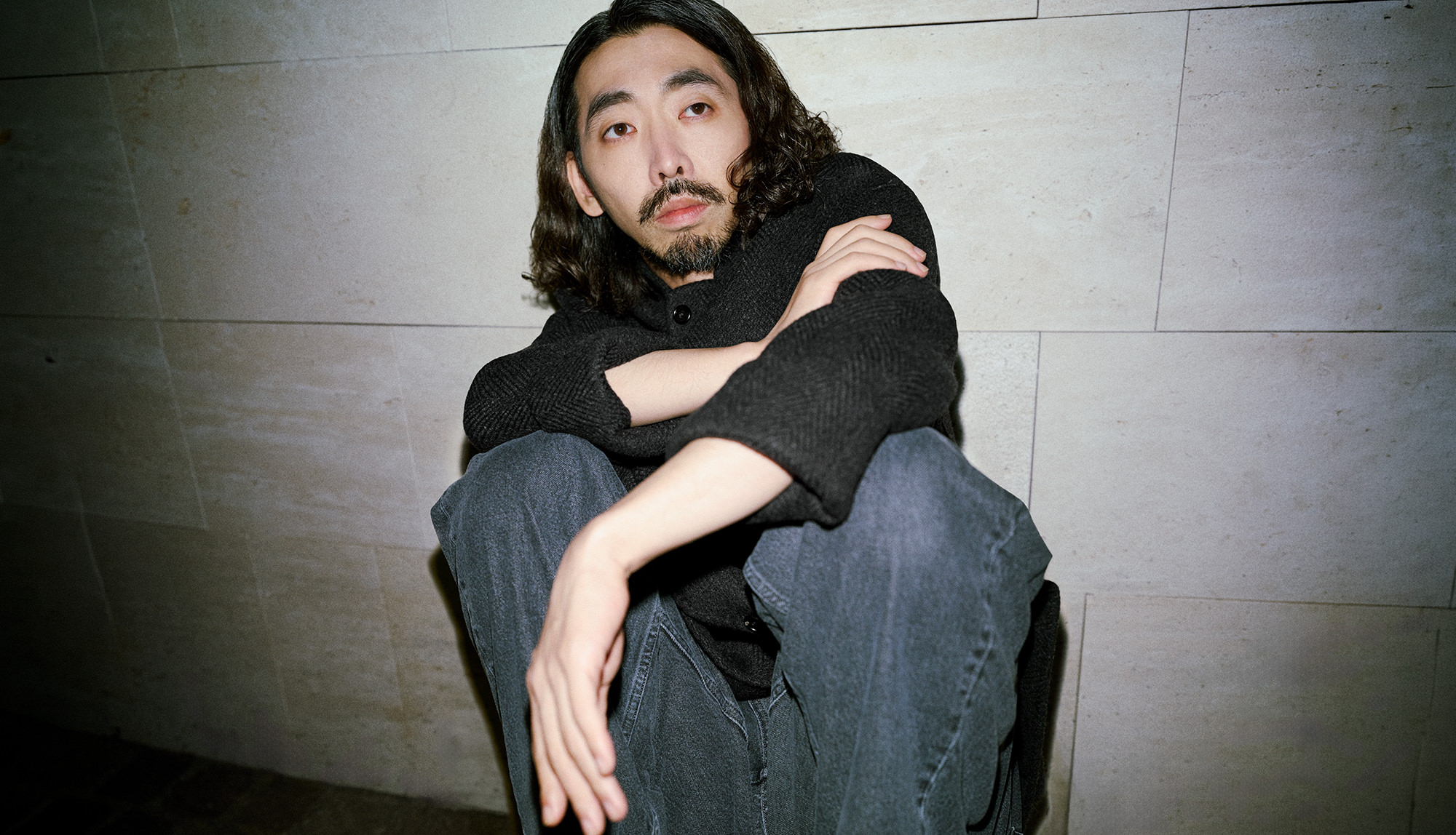 柄本時生×JIL SANDER|自らの美学を静かに貫く
