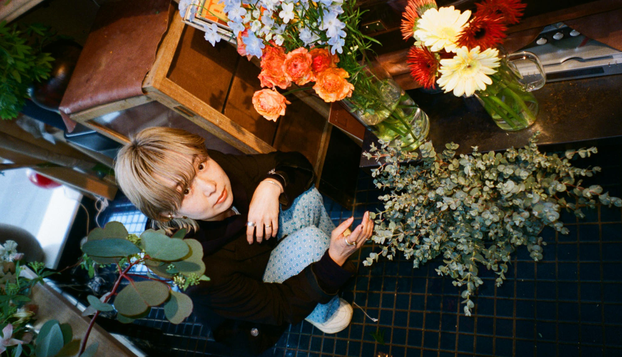 金子渚×THE LITTLE BAR OF FLOWERS／chompoo｜休憩中に、仕事終わりに。渋谷で働く人々のための憩いの場としての渋谷PARCO。
