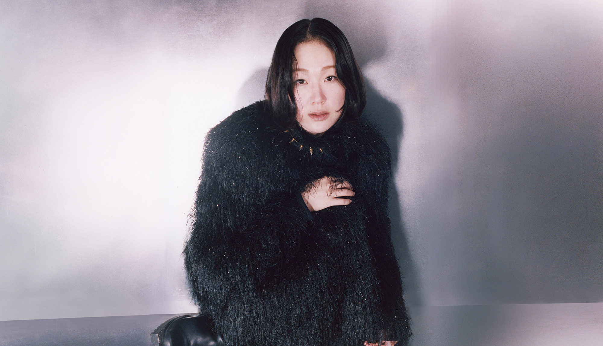 黒木華×JOHN LAWRENCE SULLIVAN|静けさの奥にある、美しい強さ