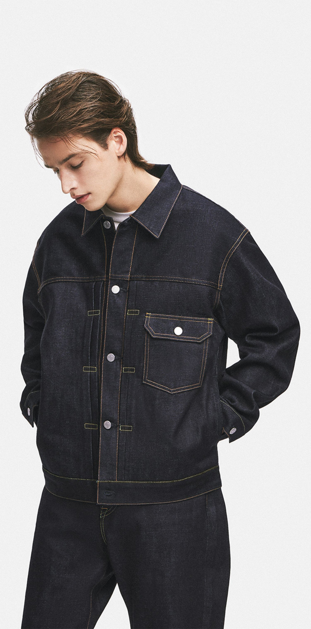 MOMOTARO JEANS